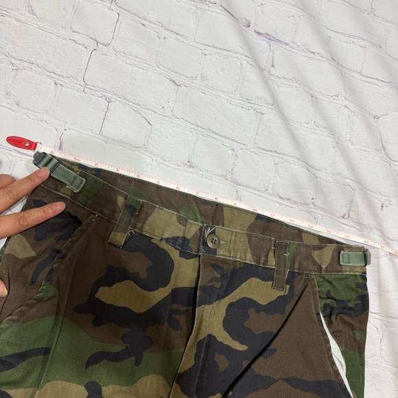 Military uniform Men's Camouflage Cargo Pants Size Medium GuC Vintage 90s issue - Picture 7 of 11